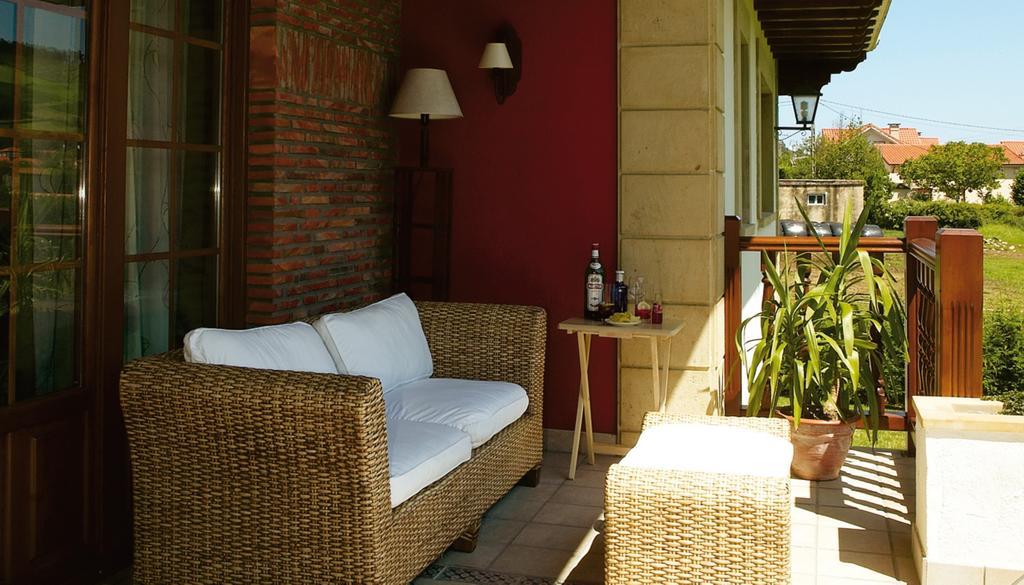 Hotel Posada La Robleda (Adults Only) Arnuero Esterno foto