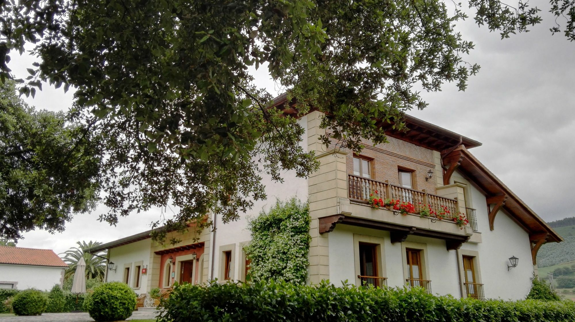 Hotel Posada La Robleda (Adults Only) Arnuero Esterno foto
